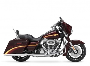2010 Harley-Davidson FLHXSE CVO™ Street Glide®