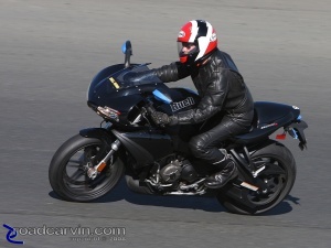 2008 Buell Inside Pass - Infineon - 2009 1125R Exit Turn 1
