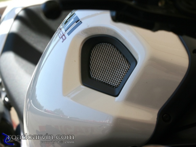 2009 Ducati Monster 1100S - Tank Grill Detail