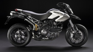 2010 Ducati Hypermotard  796 - Right Side