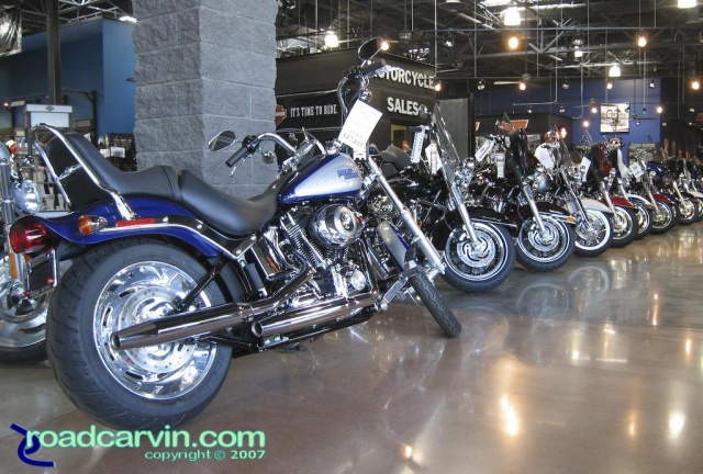 Buddy Stubbs Arizona Harley-Davidson (BuddyStubbsHD_Showroom_6369.jpg)