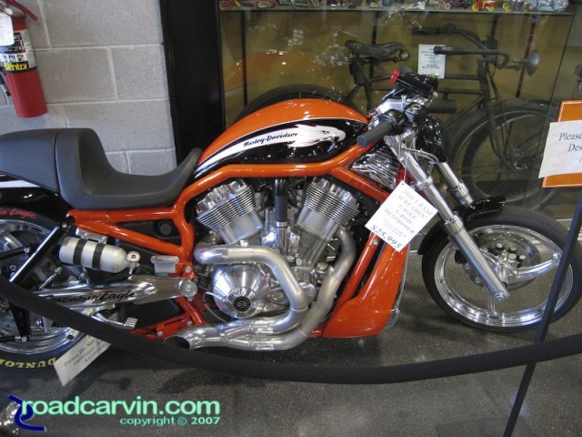 Harley-Davidson V-Rod VRXSE - Side