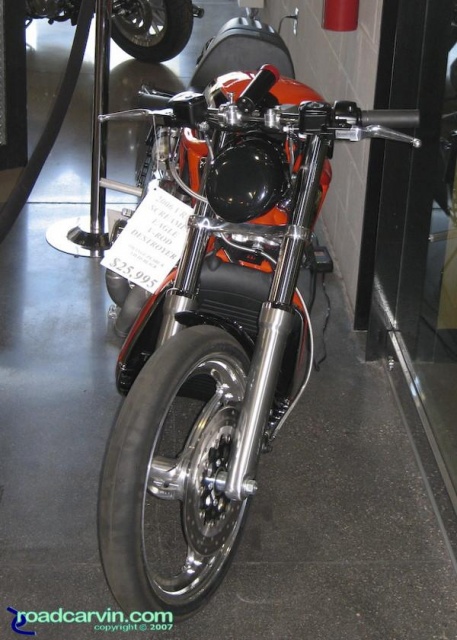 Harley-Davidson V-Rod VRXSE - front