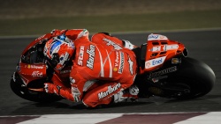 2009 MotoGP Qatar Test - Casey Stoner - Lean Angle